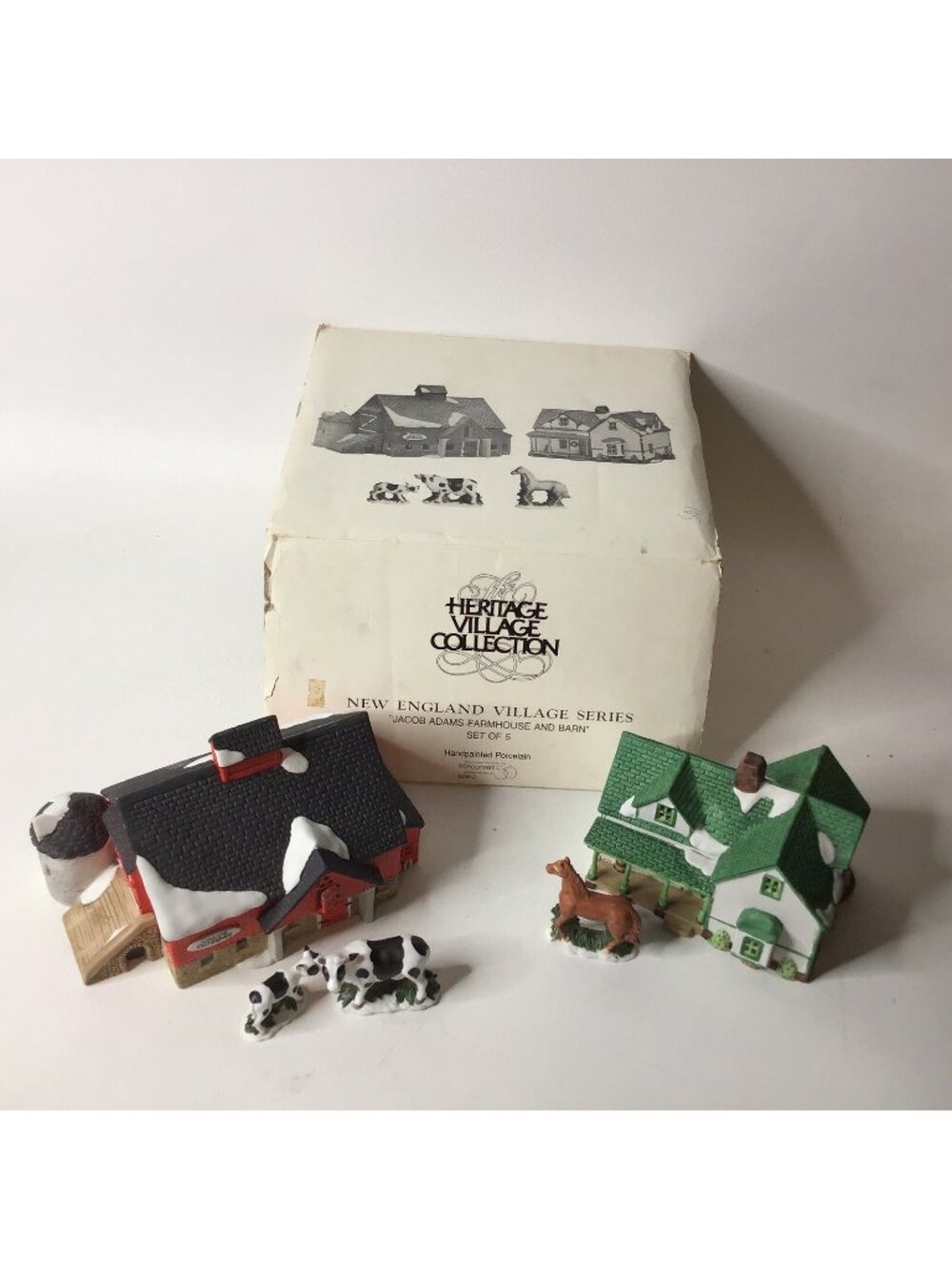 Dept 56 New England 'New England Village Farm/Jacob Adams Farmhouse and Barn'